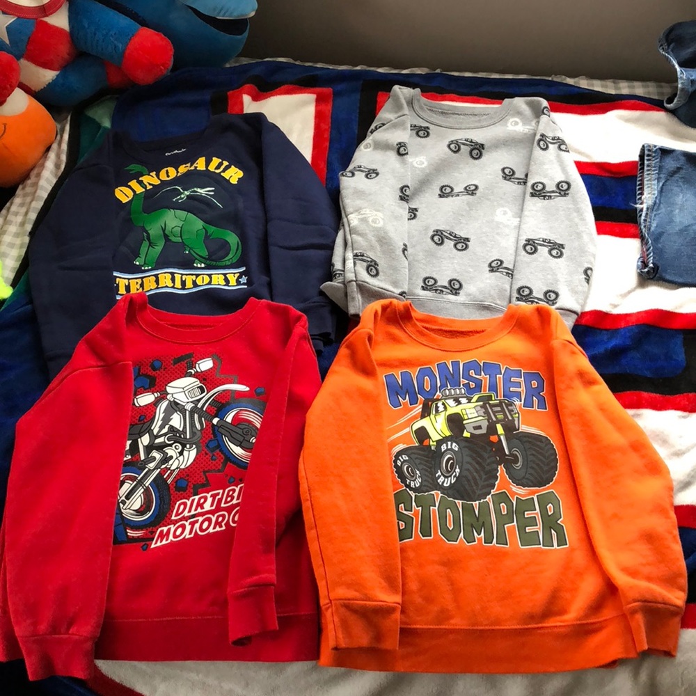 4 pullover sweaters